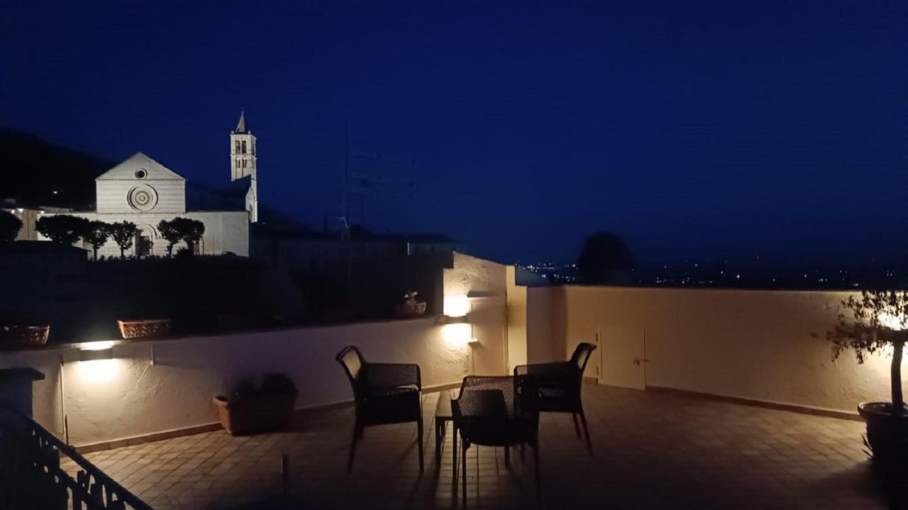 Ferienwohnung Scappo In Umbria, La Casa Di Eude Assisi Exterior foto